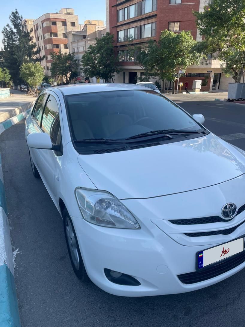 تویوتا یاریس صندوق دار 1300cc، مدل ۲۰۰۸|خودرو سواری و وانت|تهران, شهرک ژاندارمری|دیوار