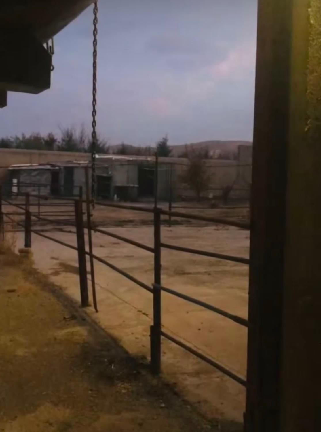 دامداری با کاربری سنددار(آبشینه-آروان)|فروش دفتر صنعتی، کشاورزی، تجاری|همدان, |دیوار