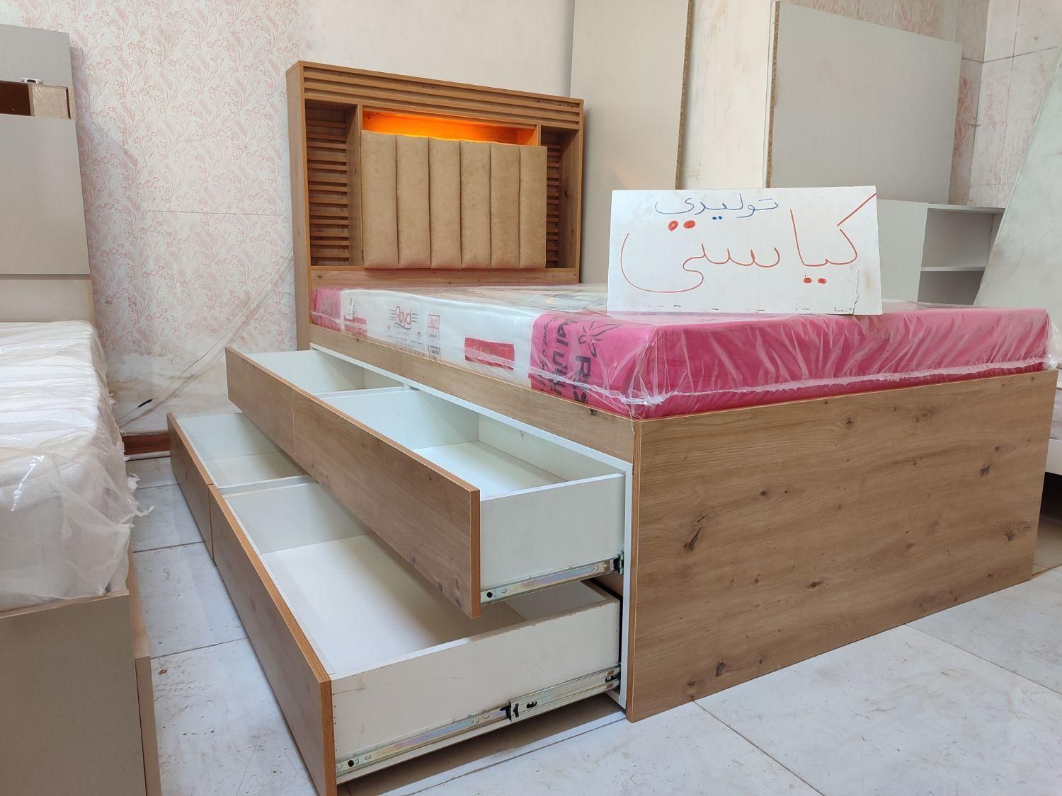 تخت یک نفره . سرویس خواب.تخت یک نیم نفره نردبانی|تخت و سرویس خواب|مشهد, گلبرگ شمالی|دیوار