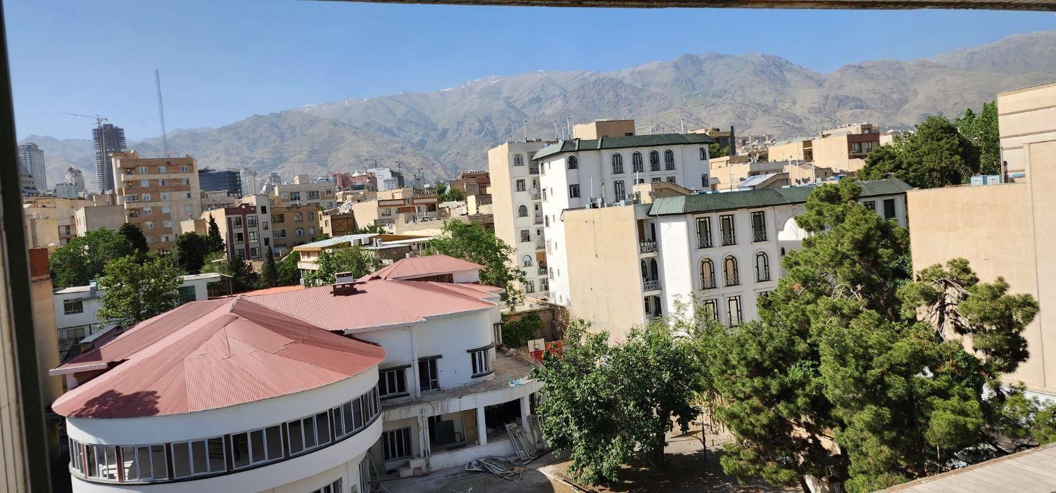 ۱۳۳ متر لاکچری ساز ۲طرف نور ۲ پارکینگ|فروش آپارتمان|تهران, دروس|دیوار