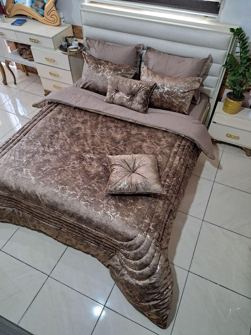 روتختی رو تختی ها ساتن لمه مخمل ژاکارد هندی زربافت|سرویس روتختی|کرمانشاه, |دیوار