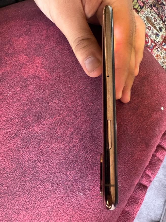 اپل iPhone XS با حافظهٔ ۶۴ گیگابایت|موبایل|اصفهان, باغ دریاچه|دیوار