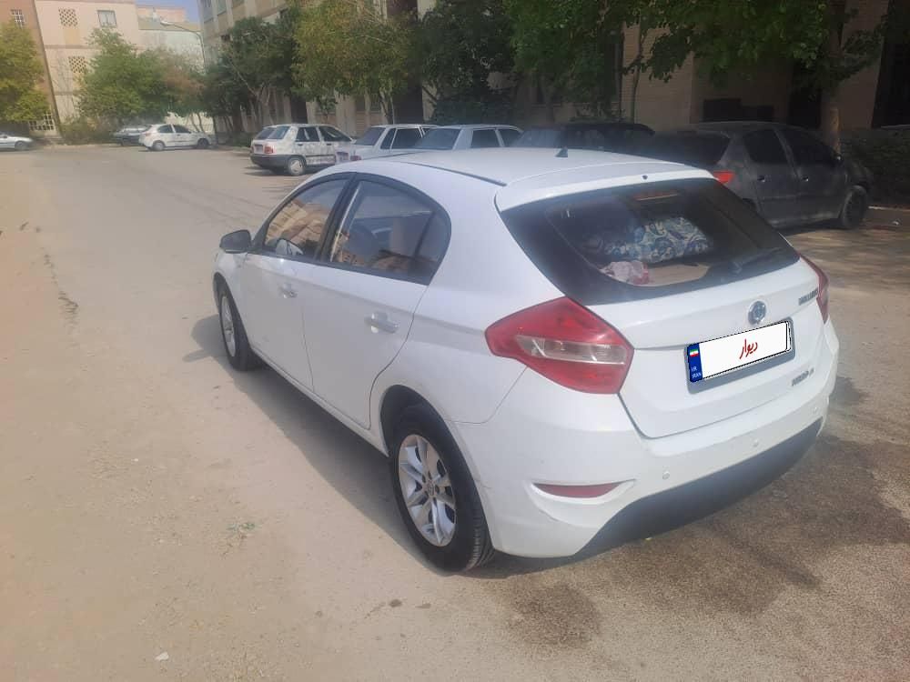 برلیانس H320 اتوماتیک 1500cc، مدل ۱۳۹۵|خودرو سواری و وانت|اصفهان, بهارستان|دیوار