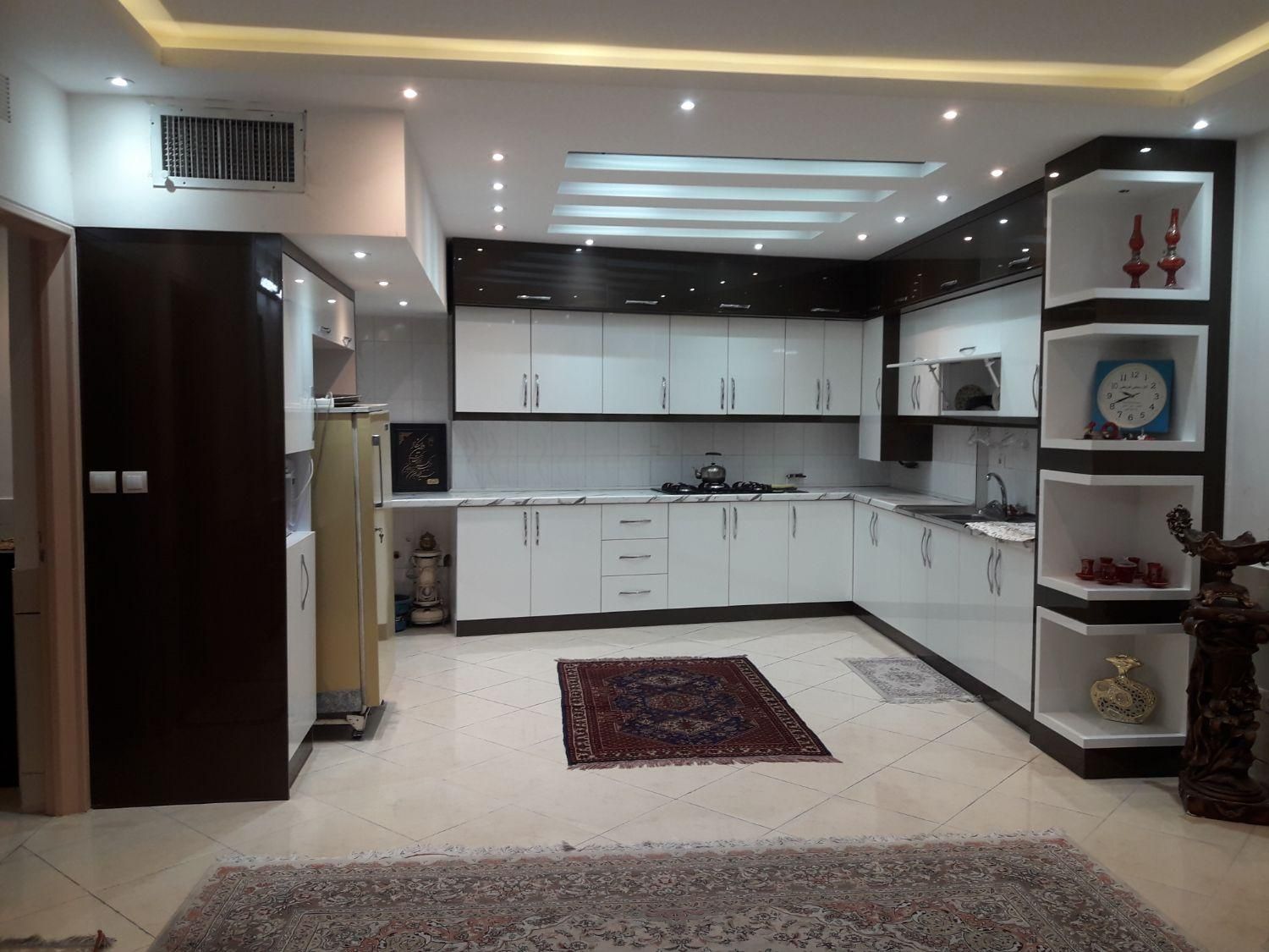 اجاره منزل فقط و فقط برای مسافر و خانواده|اجارهٔ کوتاه‌مدت آپارتمان و سوئیت|اصفهان, ارغوانیه|دیوار