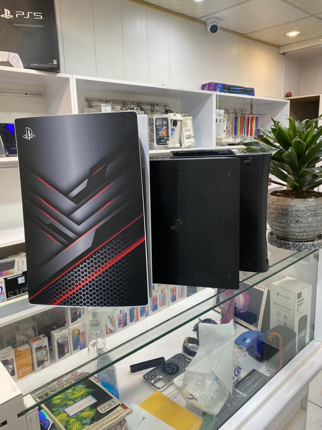 خریدارتمامی مدل کنسول های 4وps5و xboxشما هستیم|کنسول، بازی ویدئویی و آنلاین|کرج, کوی امامیه|دیوار