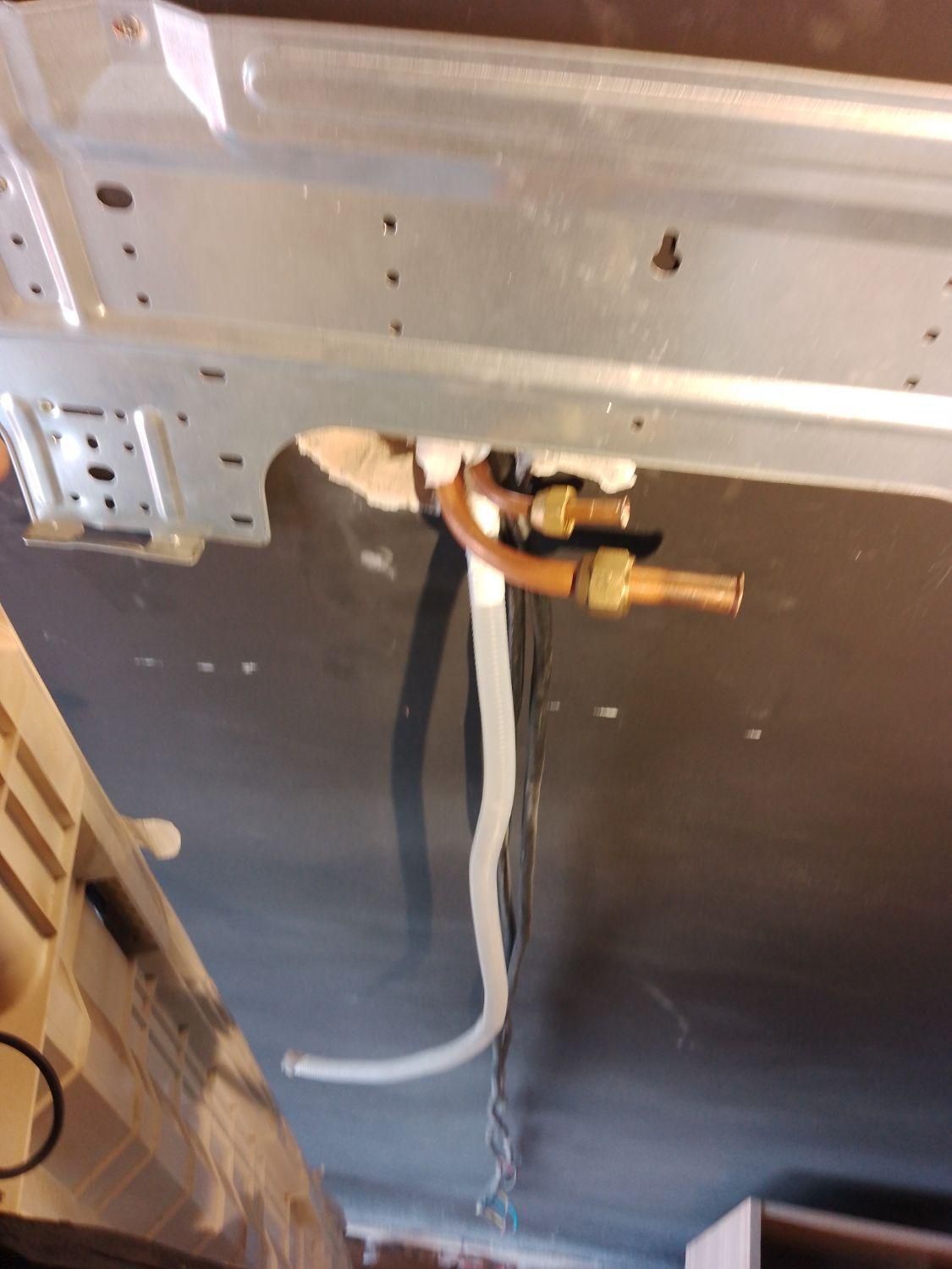 نصب کولر گازی اسپیلت|خدمات پیشه و مهارت|آستارا, |دیوار