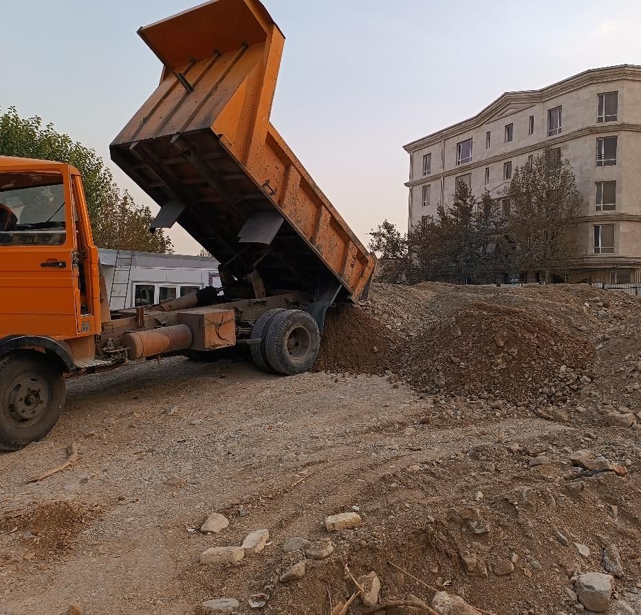 حمل نخاله ومصالح ساختمانی باخاور کمپرسی شبانه روزی|خدمات حمل و نقل|تهران, نیروی هوایی (پیروزی)|دیوار