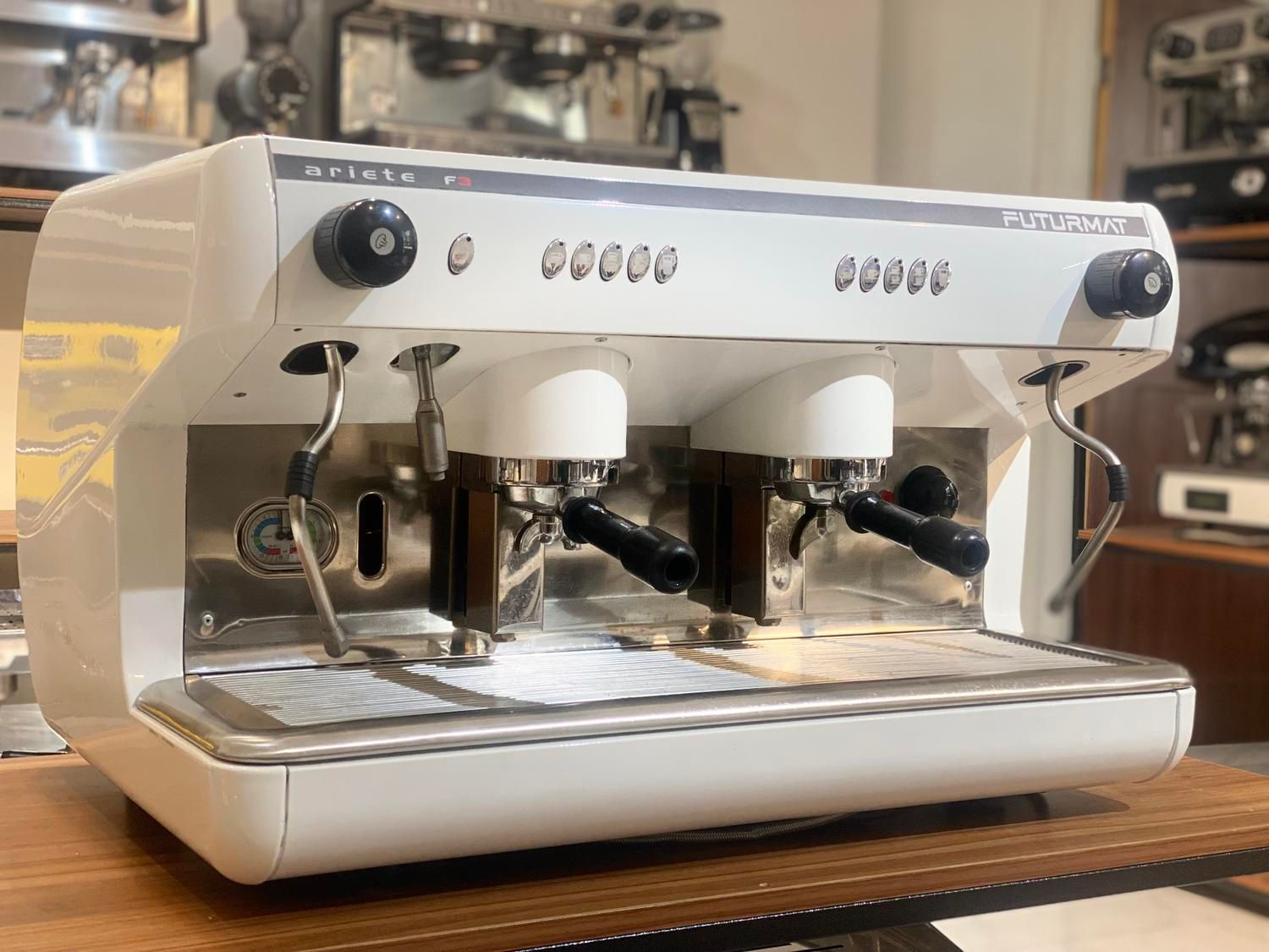 دستگاه اسپرسو فوتورمت f3 white|کافی‌شاپ و رستوران|تهران, میرداماد|دیوار
