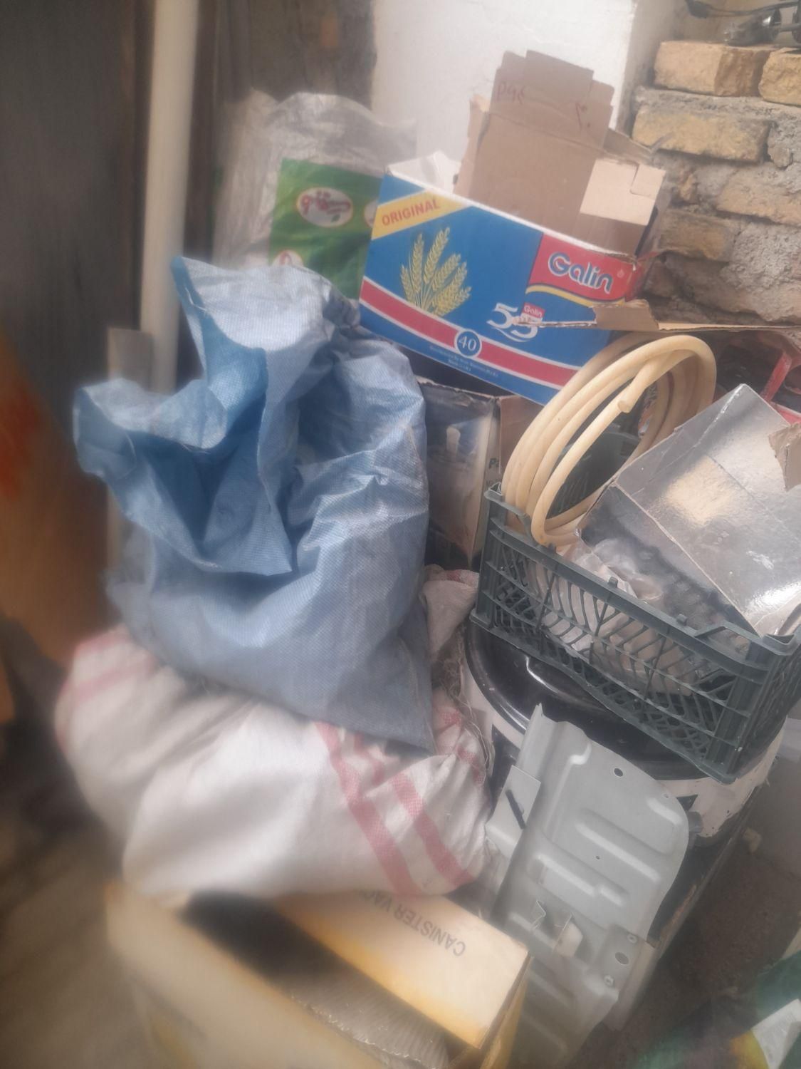 انواع ضایعات آهن الات و....|عمده‌فروشی|کرمانشاه, |دیوار