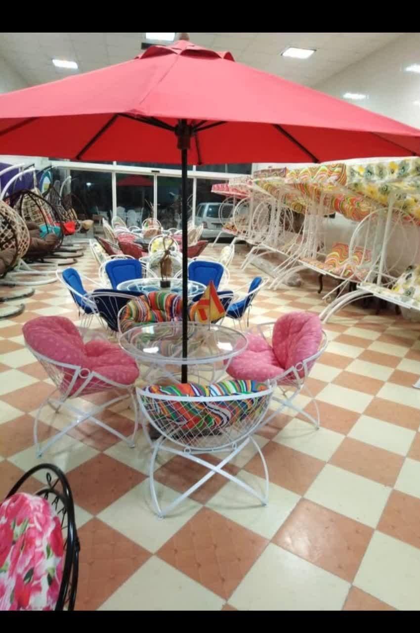 میز و صندلی ویلایی باغی چوبی فلزی و روبال ماهوت|میز و صندلی غذاخوری|کاشان, |دیوار