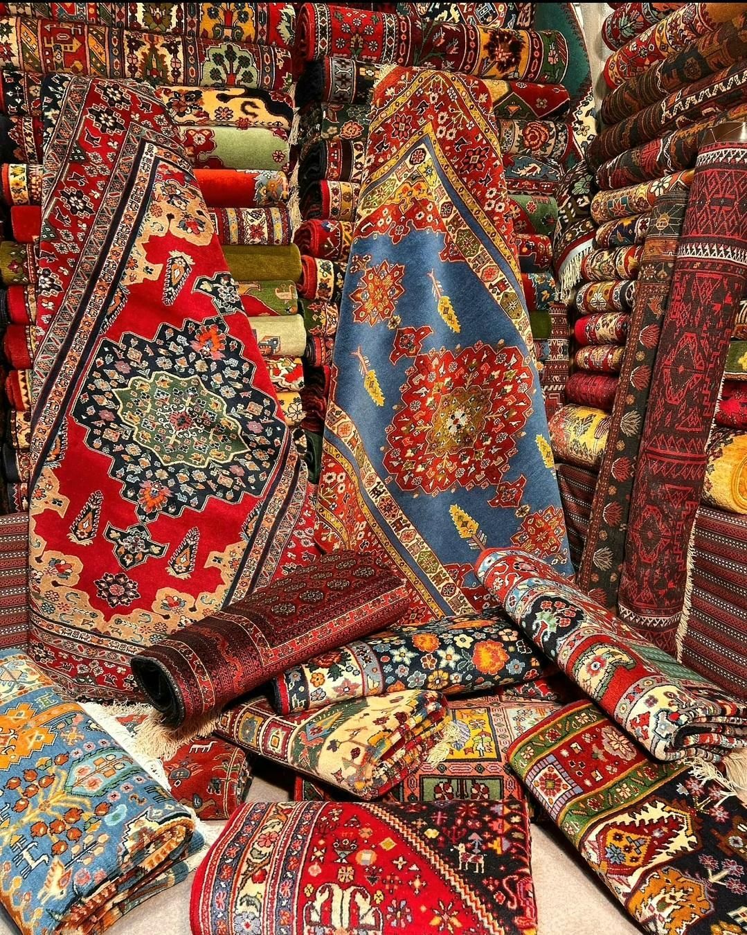 خریدار فرش ۳۰و۴۰و۵۰رج نو و کارکرده|فرش|تبریز, |دیوار