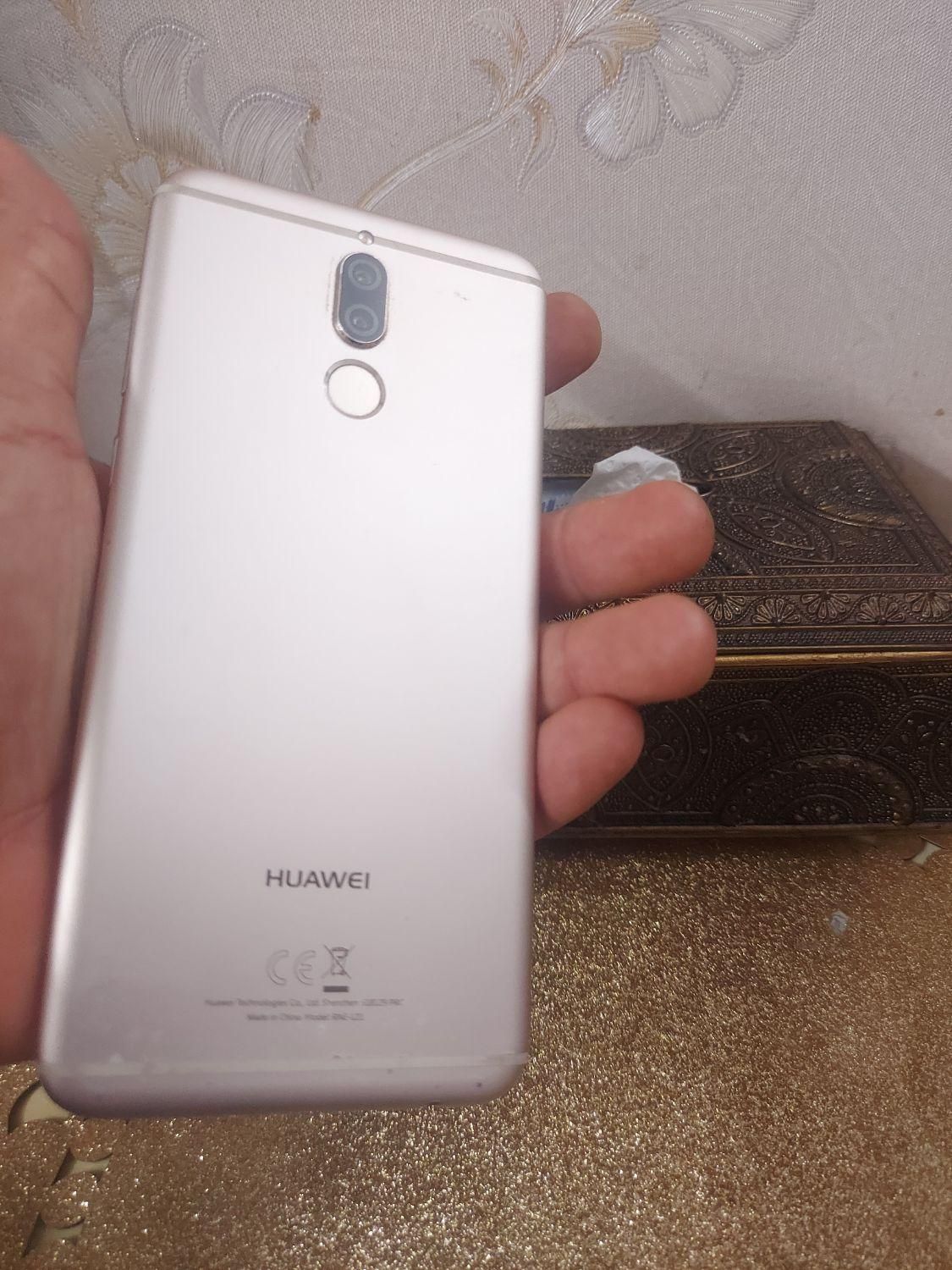 هواوی Mate 10 Lite با حافظهٔ ۶۴ گیگابایت|موبایل|ری, |دیوار