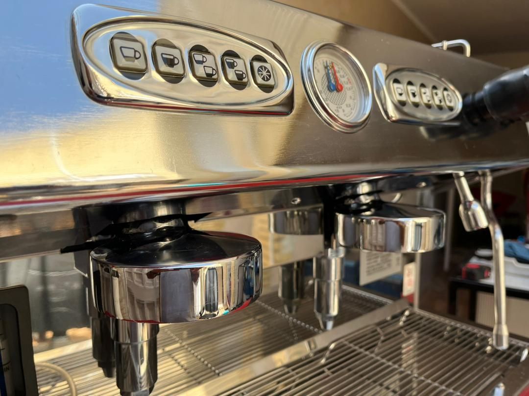 تعمیر و سرویس اسپرسو ساز و  قهوه سازصنعتی|کافی‌شاپ و رستوران|فولادشهر, A6|دیوار