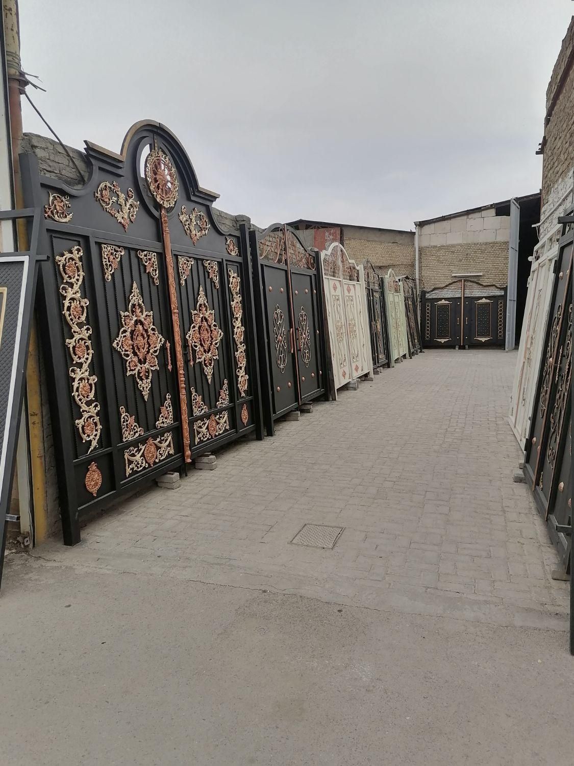 جنس سنگین درب پارکینگی درب نمای حیاطی و باغی|مصالح و تجهیزات ساختمان|مشهد, رسالت|دیوار