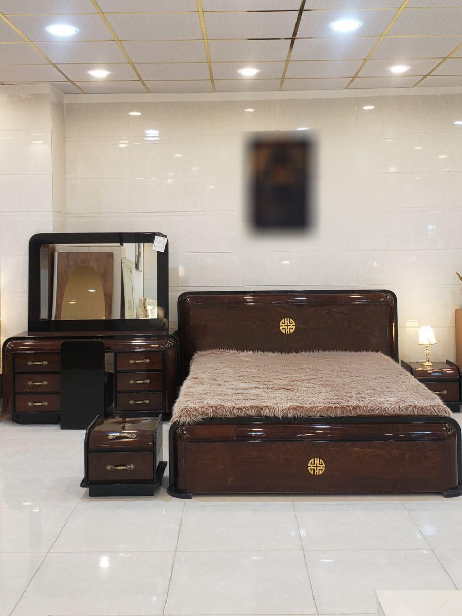 سرویس خواب ورساچ ـ سرای شاهکار|تخت و سرویس خواب|یزد, |دیوار