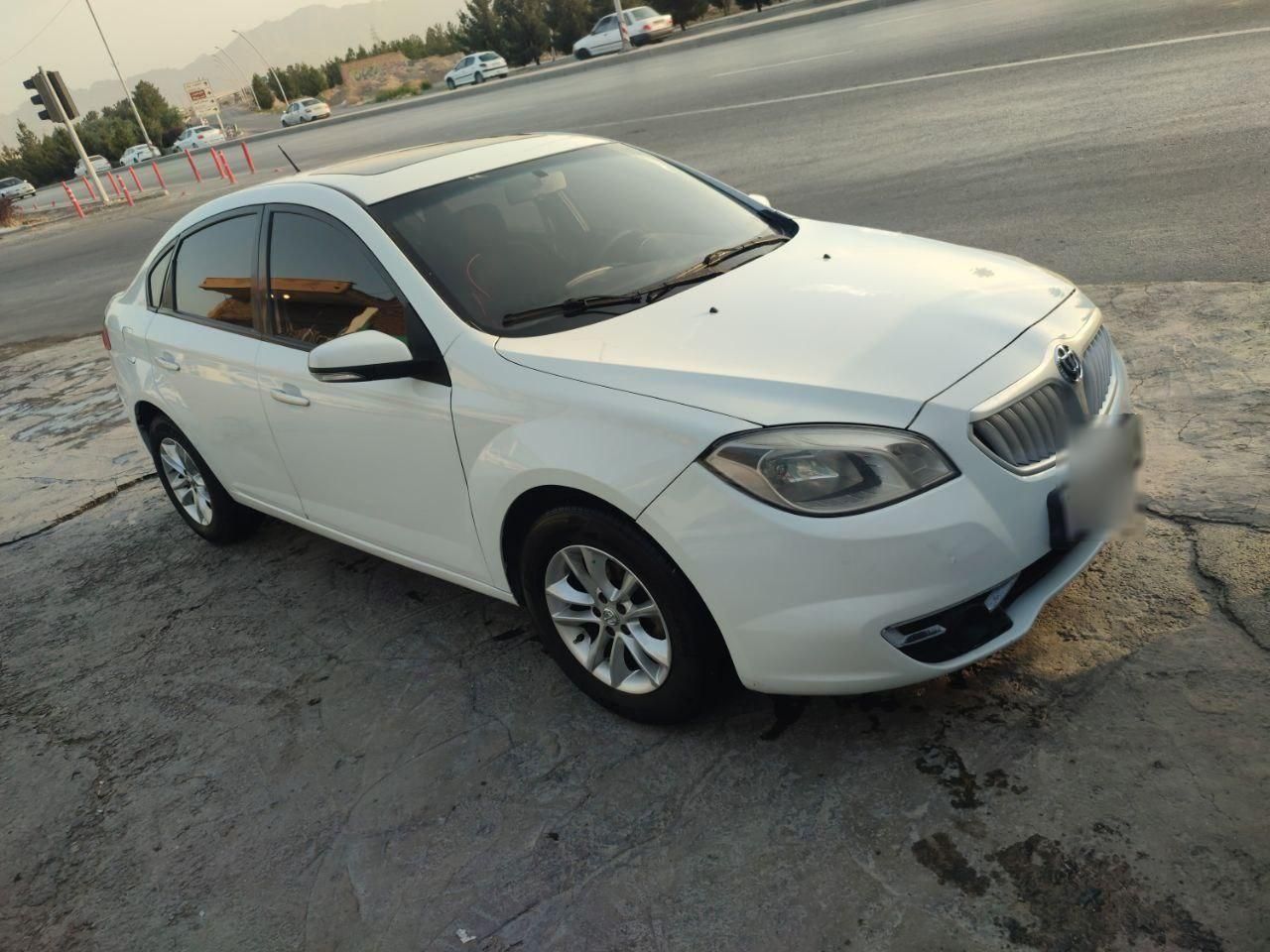 برلیانس H330 اتوماتیک 1650cc، مدل ۱۳۹۷|خودرو سواری و وانت|اصفهان, خوراسگان|دیوار