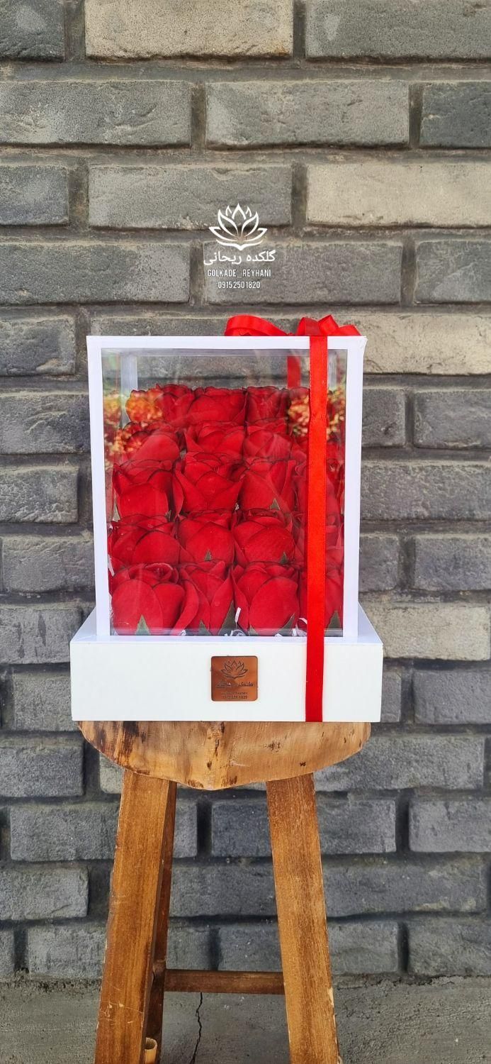 باکس گل رز مصنوعی،هدیه تولد خواستگاری افتتاحیه|گل و گیاه طبیعی|مشهد, هنرور|دیوار