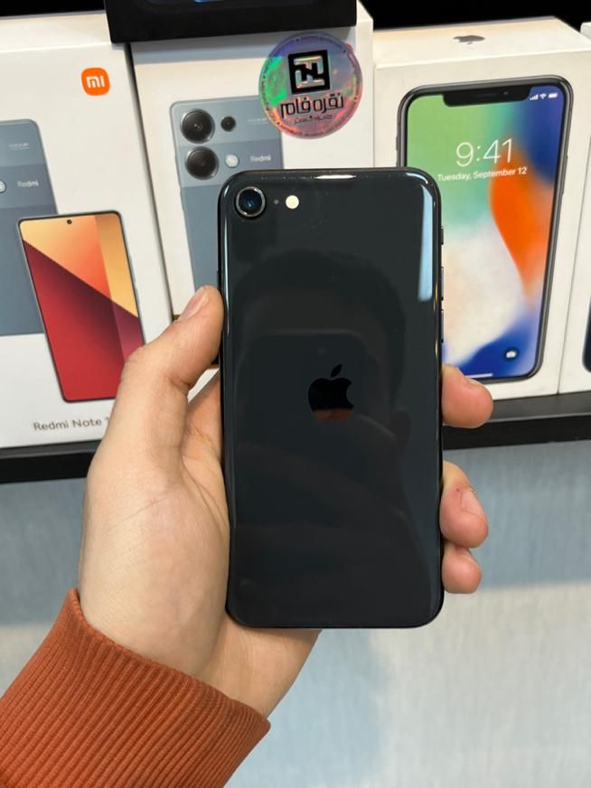 اپل iPhone SE (2020) با حافظهٔ ۱۲۸ گیگابایت|موبایل|کرج, گلشهر|دیوار