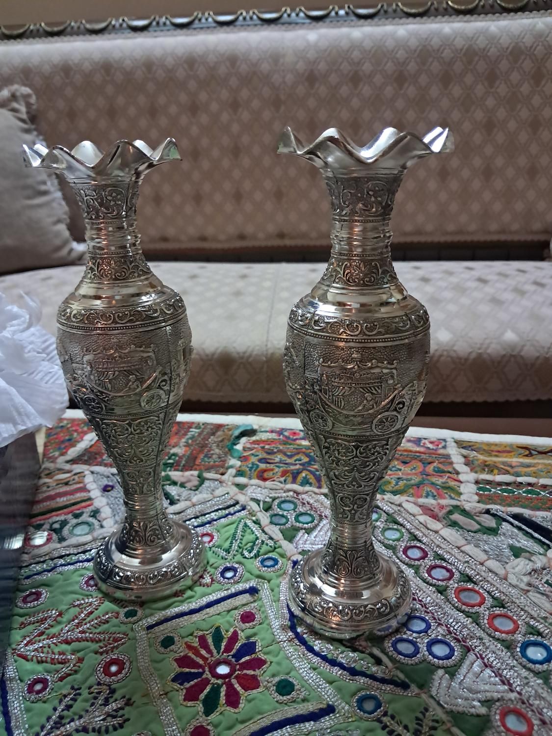 گلدان طرح نقره|صنایع دستی و سایر لوازم تزئینی|اصفهان, ناژوان|دیوار
