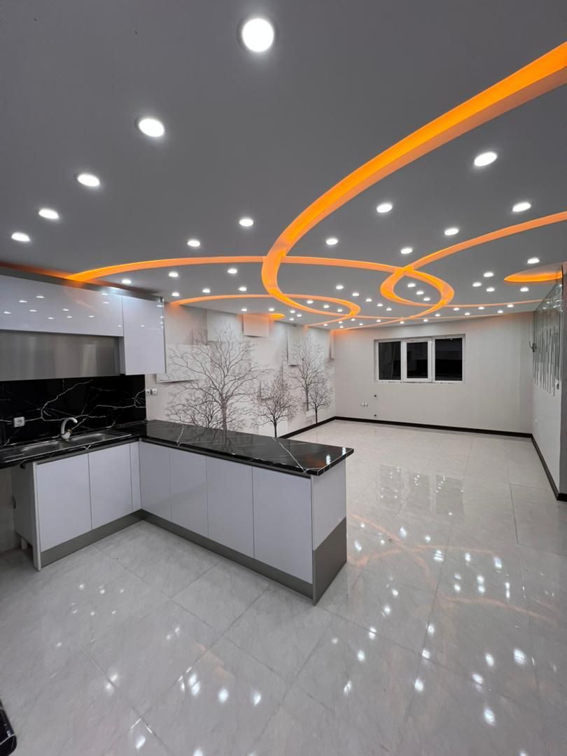 ۹۴ متر نما آجر/هر طبقه ۲ واحد/منطقه کوهپایه|فروش آپارتمان|پرند, |دیوار