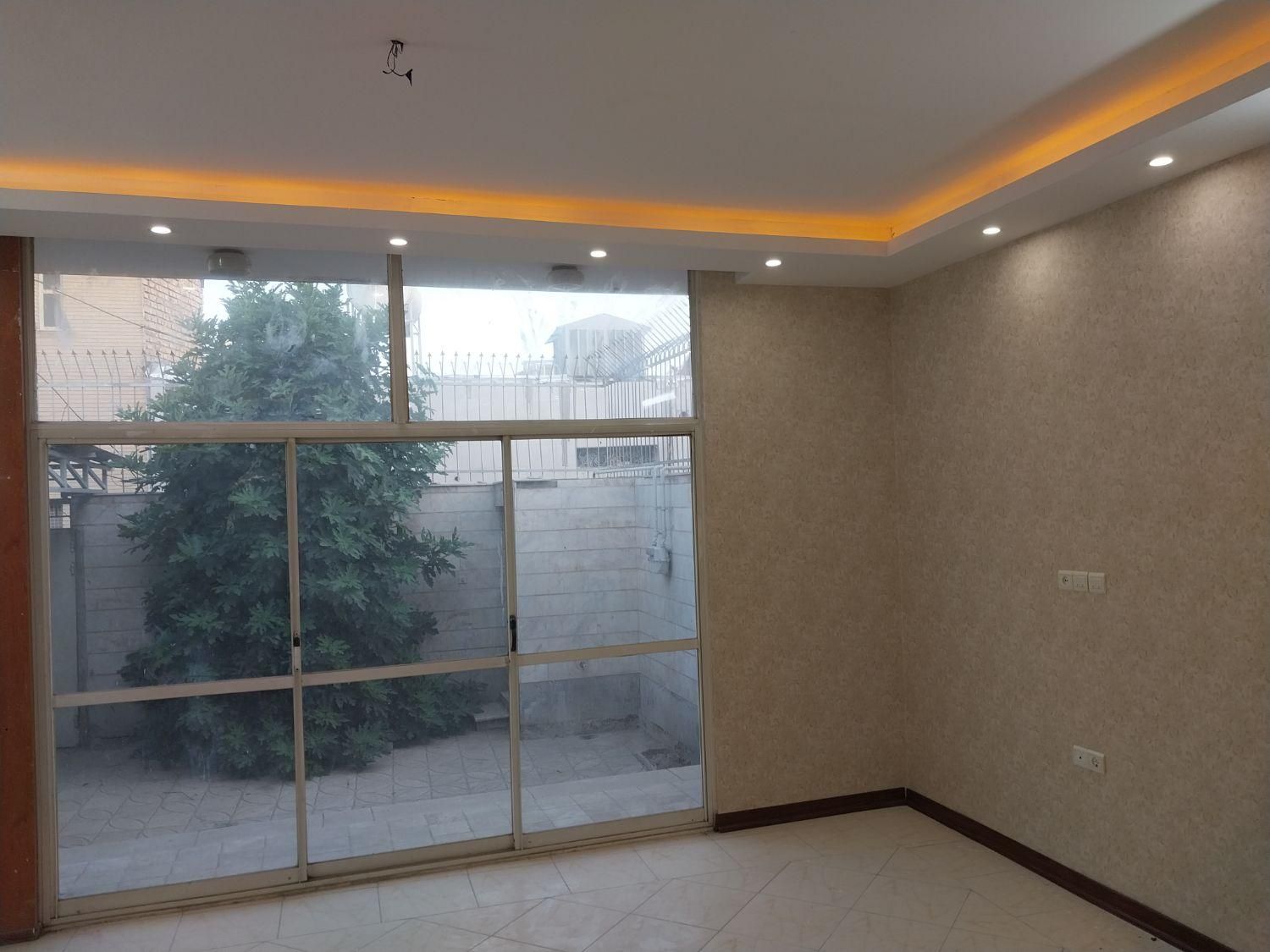 منزل ویلایی ۱۶۰متری شیک خ رباط|فروش خانه و ویلا|اصفهان, کساره|دیوار