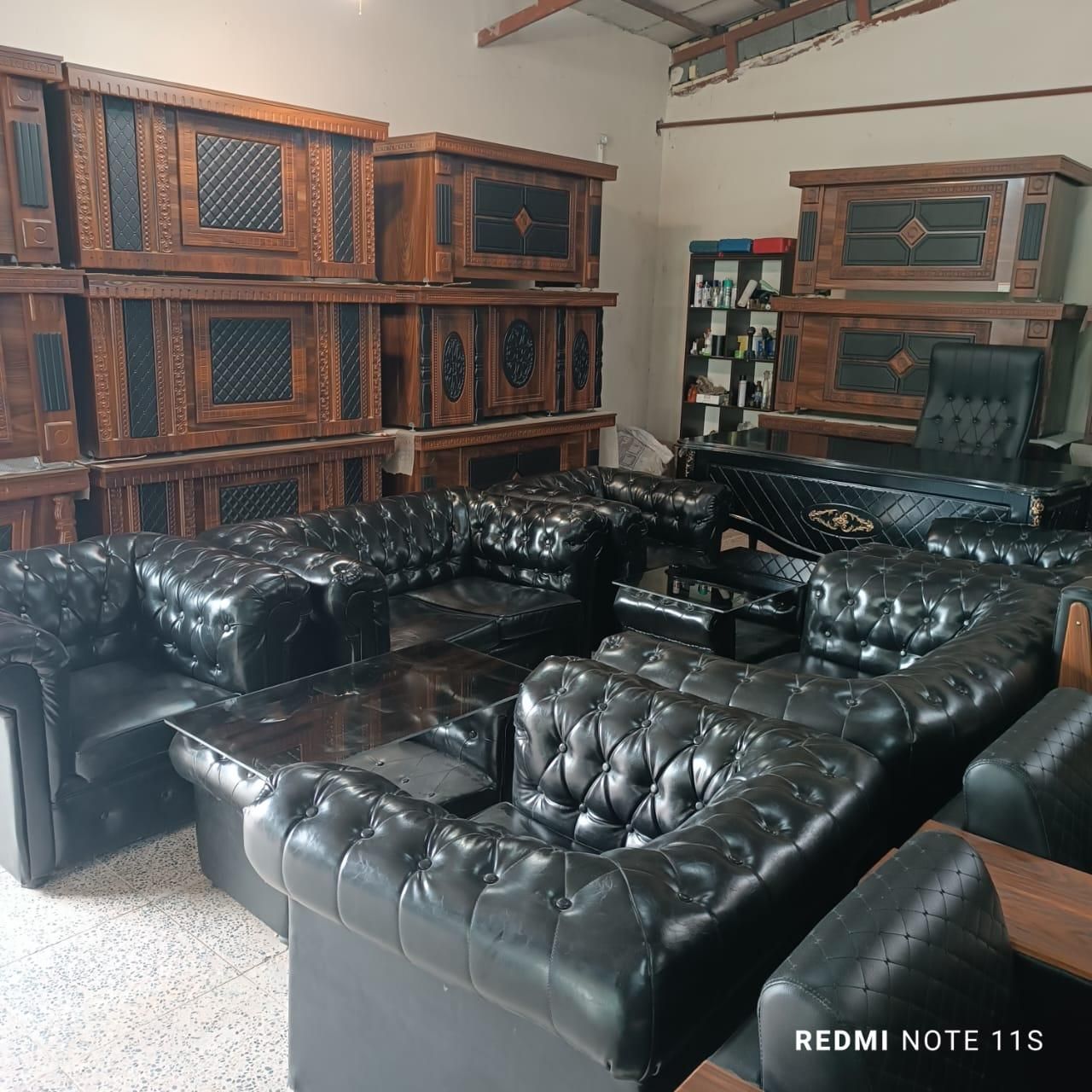 میز اداری مدیریتی مدل نگار و مبل چستر اداری|دفتر کار|رشت, فلسطین|دیوار