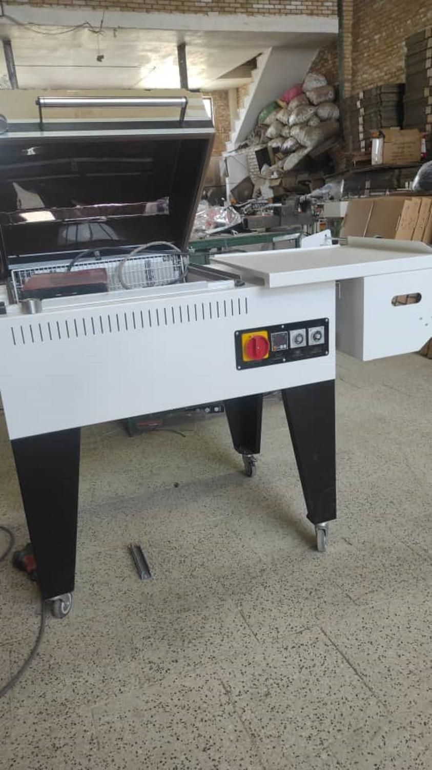 دستگاه شیرینگ پک/ وکیوم/ دوخت پرس پدالی/ سلفون کش|ماشینآلات صنعتی|ارومیه, |دیوار