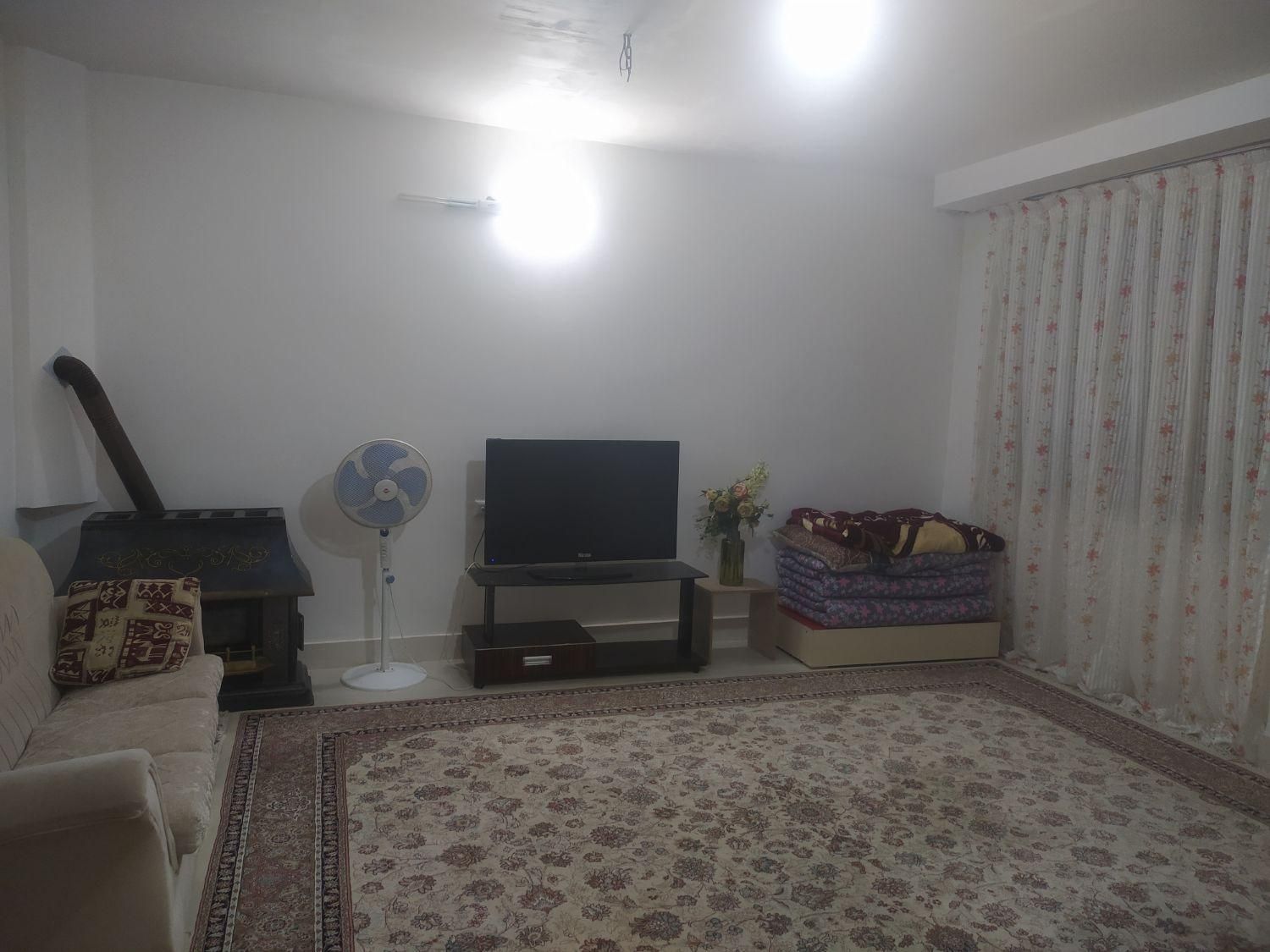 سوییت تمیز و نوساز همراه با پارکینگ داخل شهر|اجارهٔ کوتاه‌مدت آپارتمان و سوئیت|نیشابور, هفده شهریور|دیوار