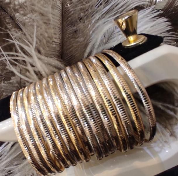 النگو باریک و زیبا طلا|جواهرات|کاشان, بازار کاشان|دیوار