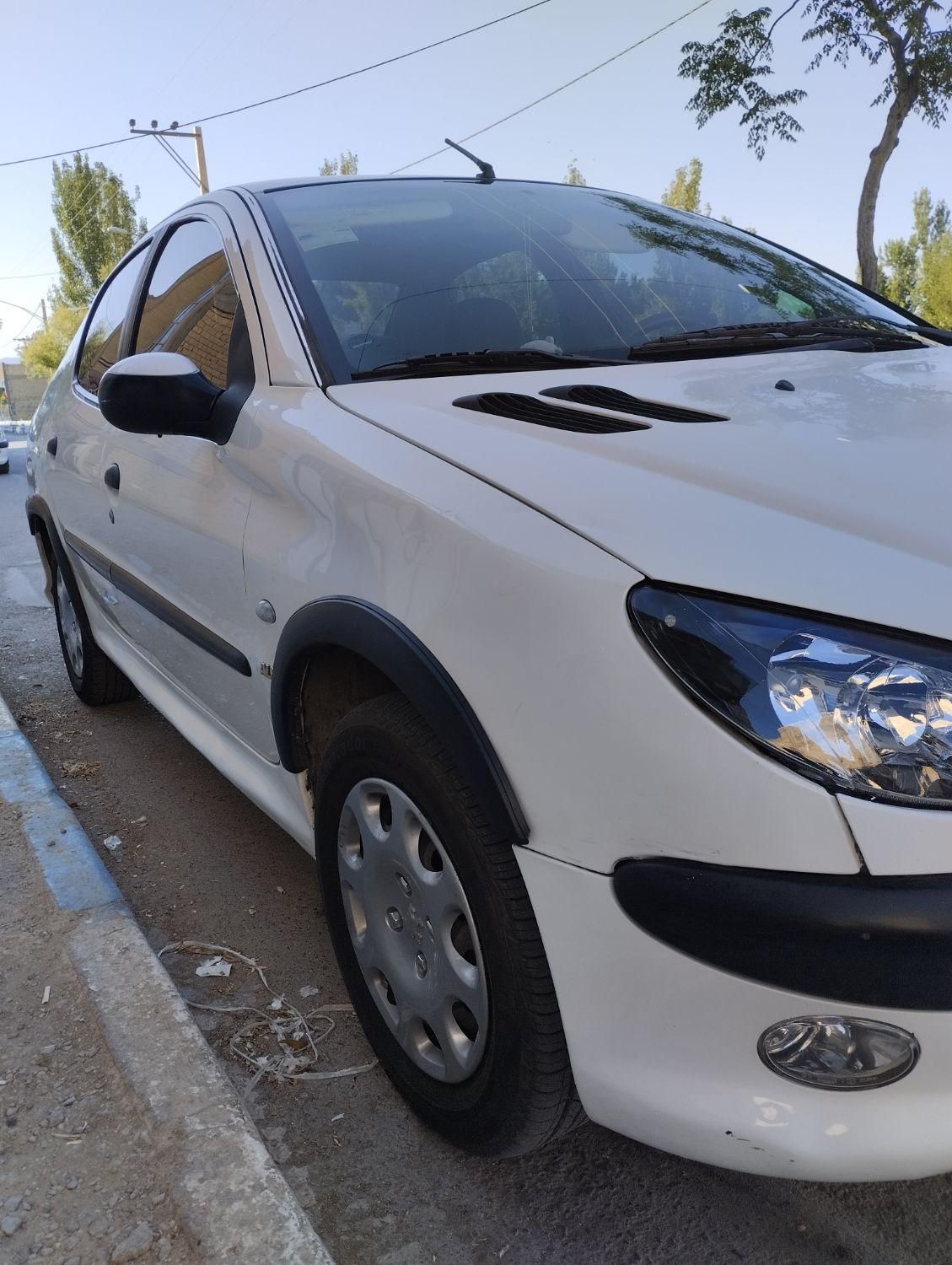 %%پژو 206 SD V9 سفارشی 87 اتومات بی رنگ تک برگ%%|خودرو سواری و وانت|خمینی‌شهر, |دیوار