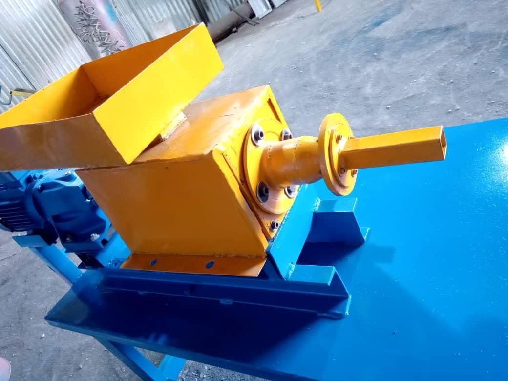 انواع خط تولید زغال فشرده و انواع کوره زغال|ماشینآلات صنعتی|تالش, هشتپر|دیوار