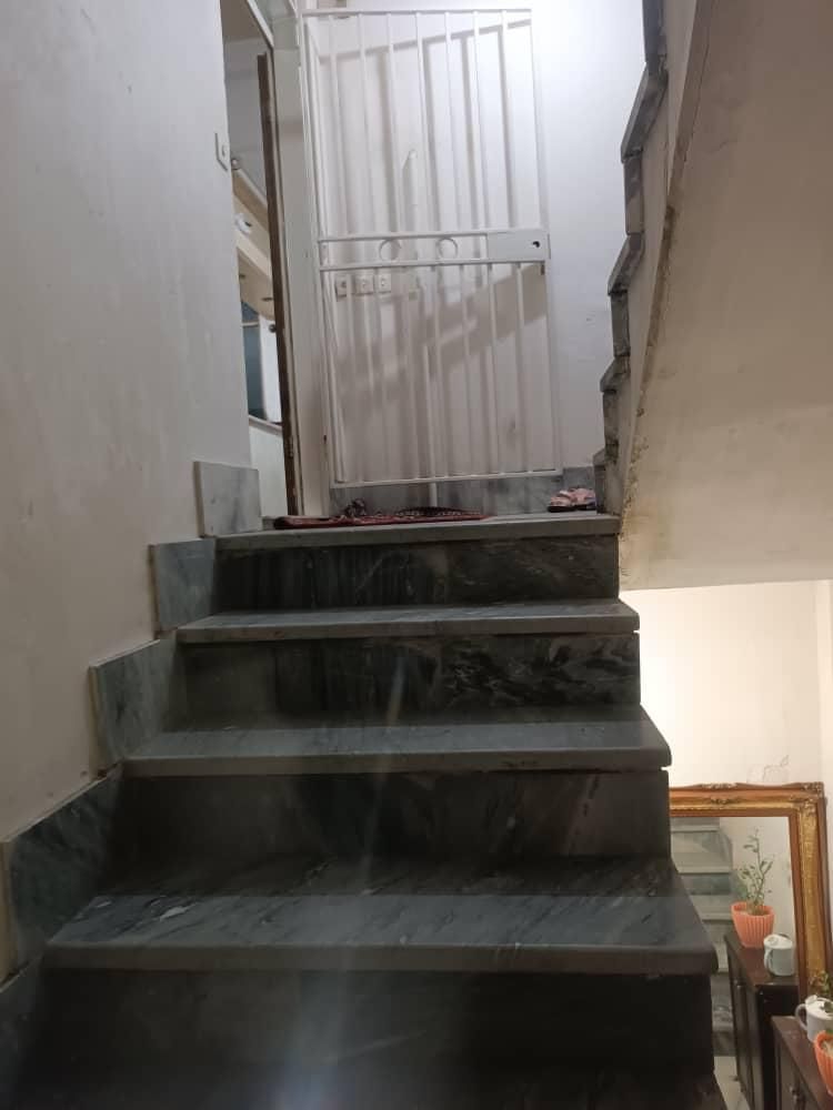 فروش آپارتمان ۶۳ متری ۱ خوابه طبقه ۳حصار خط سوم|فروش آپارتمان|کرج, اسلام‌آباد|دیوار