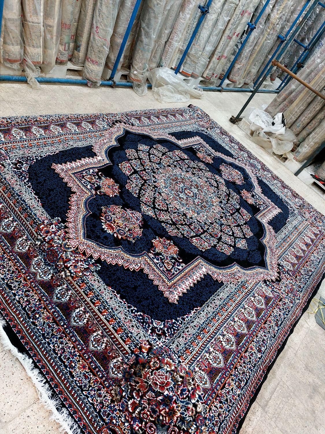 فرش ۶ و ۹ و ۱۲ متری حاجی حسینی ( طلاب )|فرش|مشهد, طلاب|دیوار