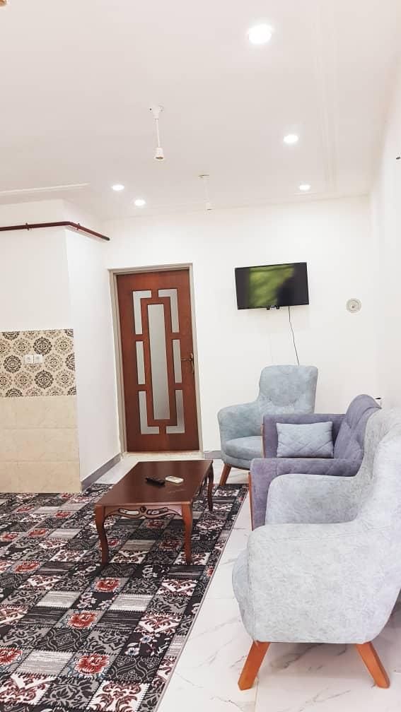 رشت مرکز شهر نامجو دربست نزدیک بازار|اجارهٔ کوتاهمدت آپارتمان و سوئیت|رشت, منظریه|دیوار