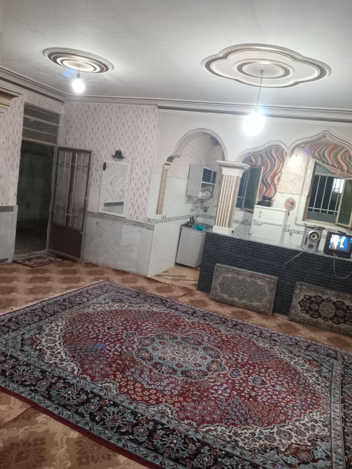 اجاره روزانه/هفتگی/ماهانه آپارتمان ۹۰ متری|اجارهٔ کوتاه‌مدت آپارتمان و سوئیت|کرمانشاه, |دیوار