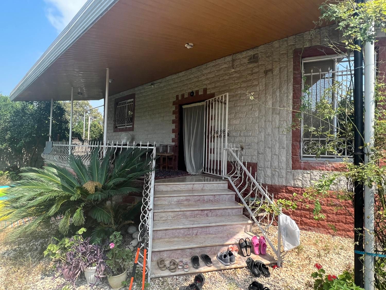 ویلا باغ ۱۰۰۰ متری با بنای. ۳ خواب شیک /سند تک برگ|فروش خانه و ویلا|کیاکلا, |دیوار