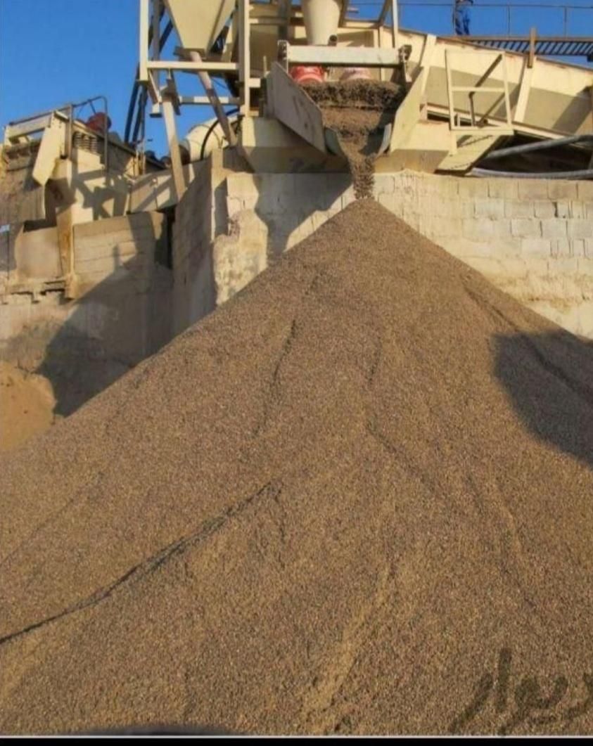 اجر ماسه بلوک سیمان گچ حمل با نیسان خاور تک تریلی|مصالح و تجهیزات ساختمان|یزد, |دیوار