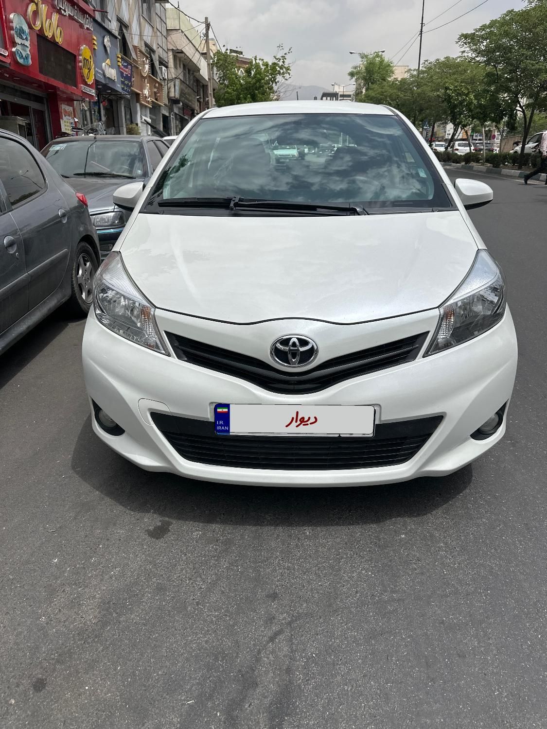 تویوتا یاریس هاچبک 1300cc، مدل ۲۰۱۲|خودرو سواری و وانت|تهران, پاسداران|دیوار