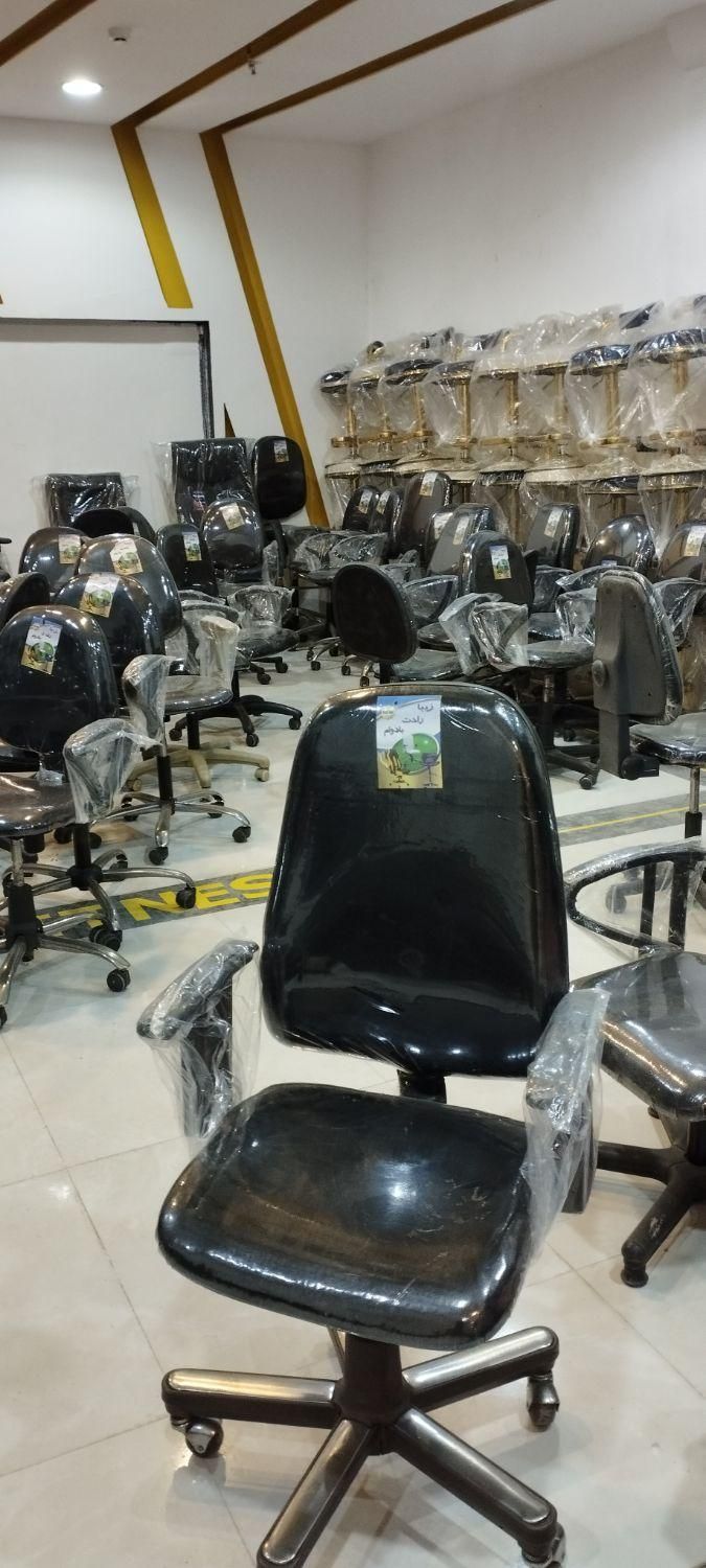 صندلی کارکرده درحدنو|صندلی و نیمکت|مشهد, عبادی|دیوار