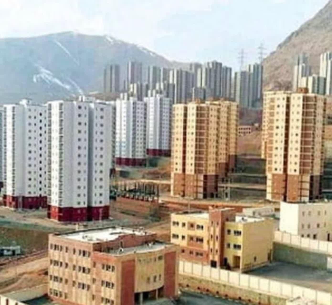 زمین جمکران سندتک‌برگ|فروش زمین و ملک کلنگی|قم, انسجام|دیوار