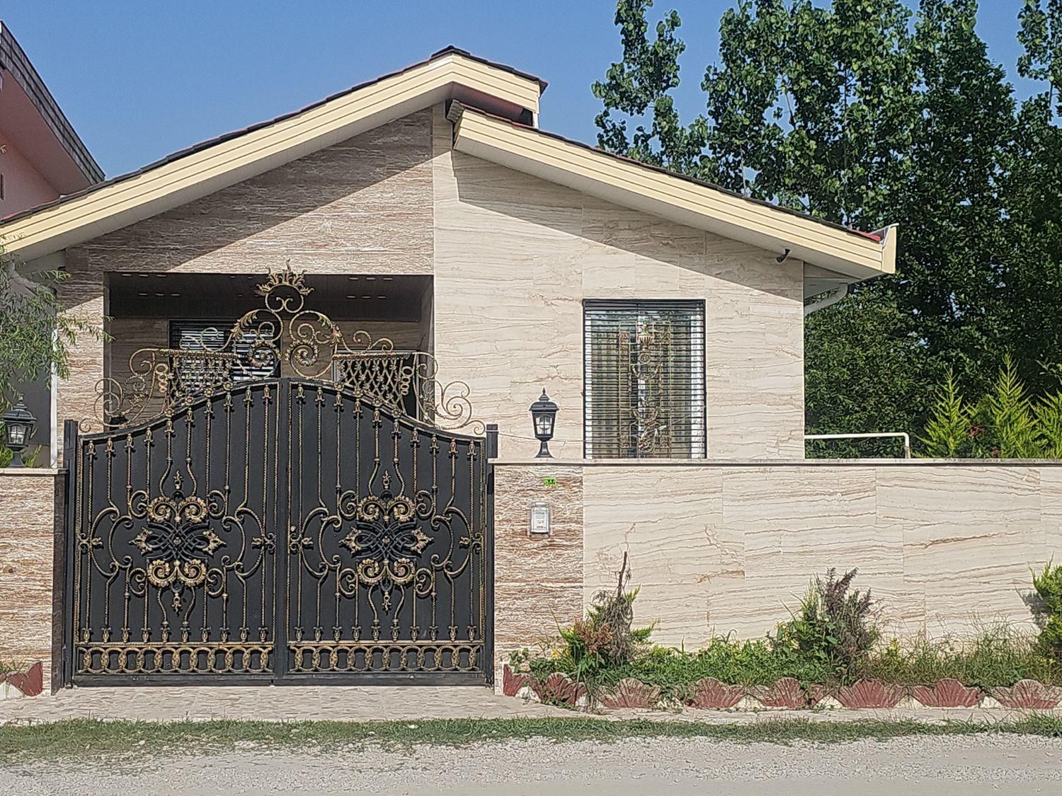 فروش خانه ویلایی ۱۳۰ متری ۲ خوابه فوری پول لازم|فروش خانه و ویلا|عباس‌آباد, |دیوار