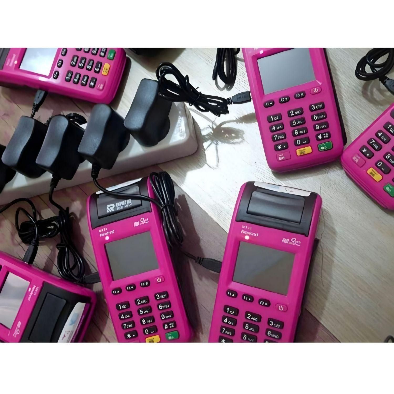 دستگاه کارتخوان سیار ، پوز بیسیم  کشلس / s910pos|فروشگاه و مغازه|تهران, میدان انقلاب|دیوار
