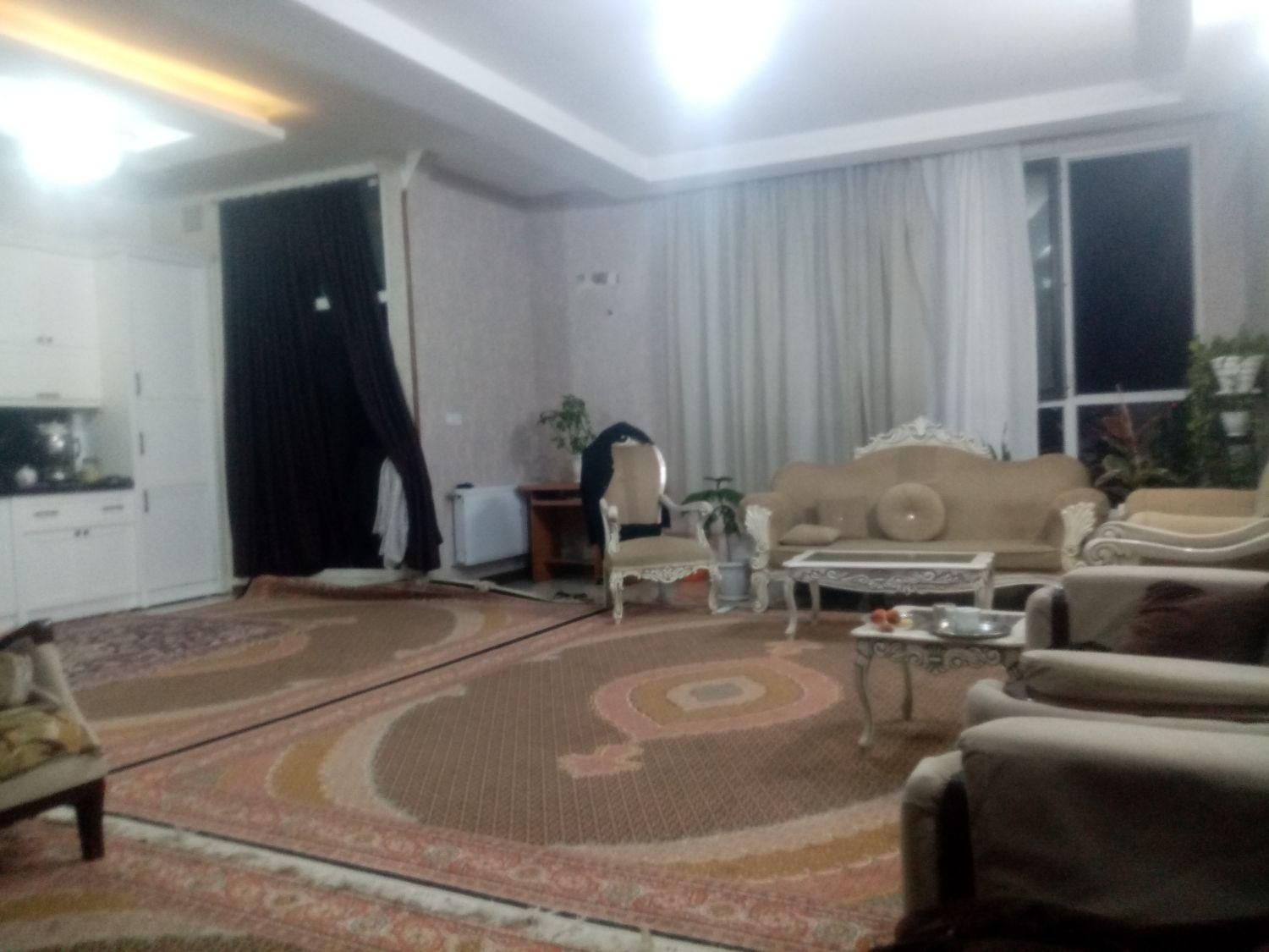 فروش آپارتمان ۱۵۰ متری ۳ خوابه در ابوطالب 62|فروش آپارتمان|مشهد, گلبرگ شمالی|دیوار