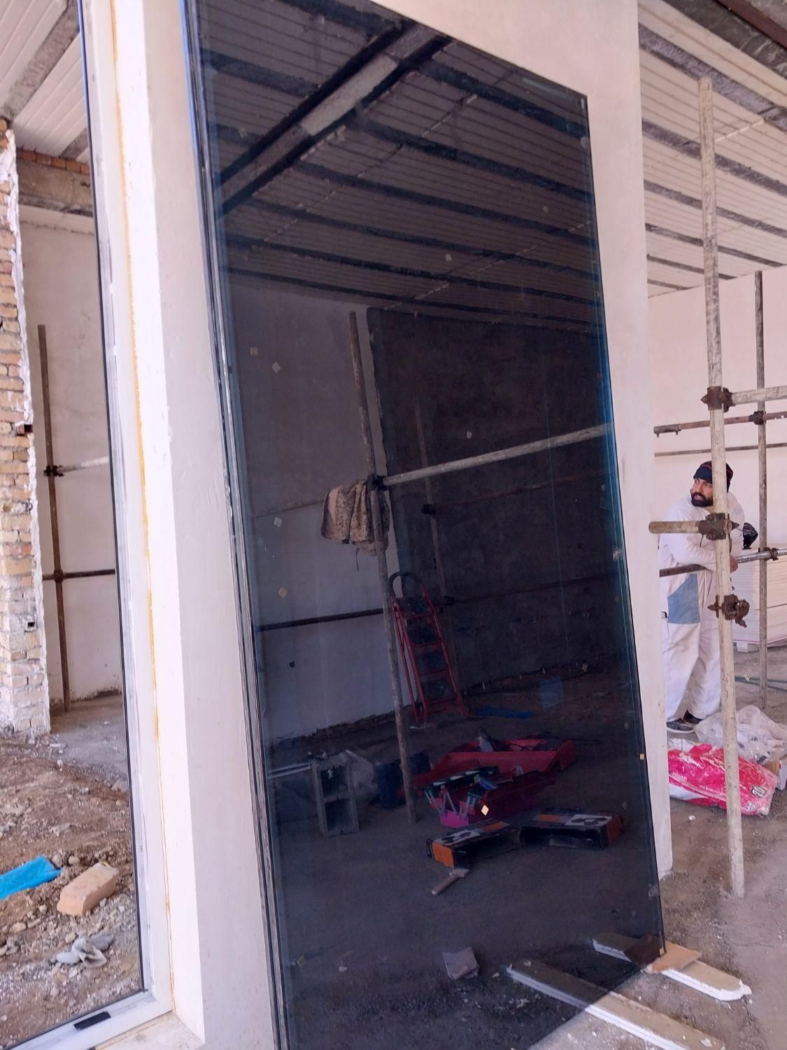 شیشه بری  ساخت درب وپنجره دوجداره upvc|خدمات پیشه و مهارت|چهارباغ, |دیوار