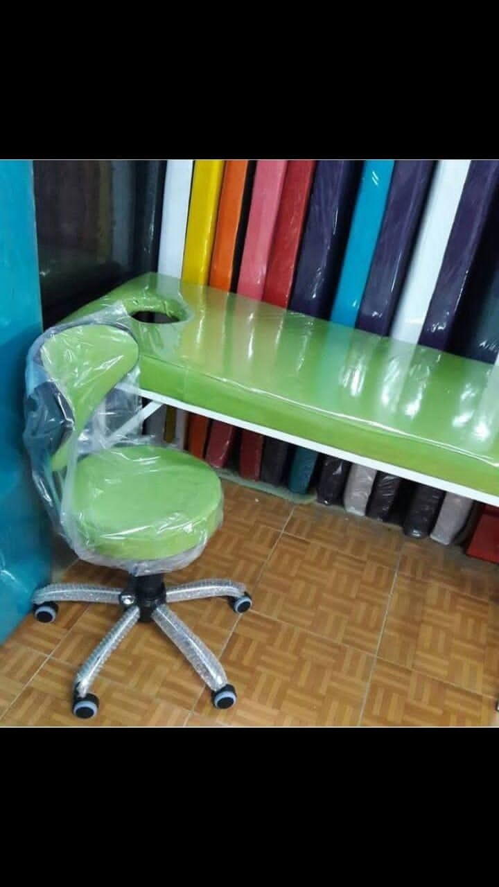 صندلی جکدار  تخت ماساژ تتو تابوره تخت پاکسازی|آرایشگاه و سالن‌های زیبایی|مشهد, طرق|دیوار