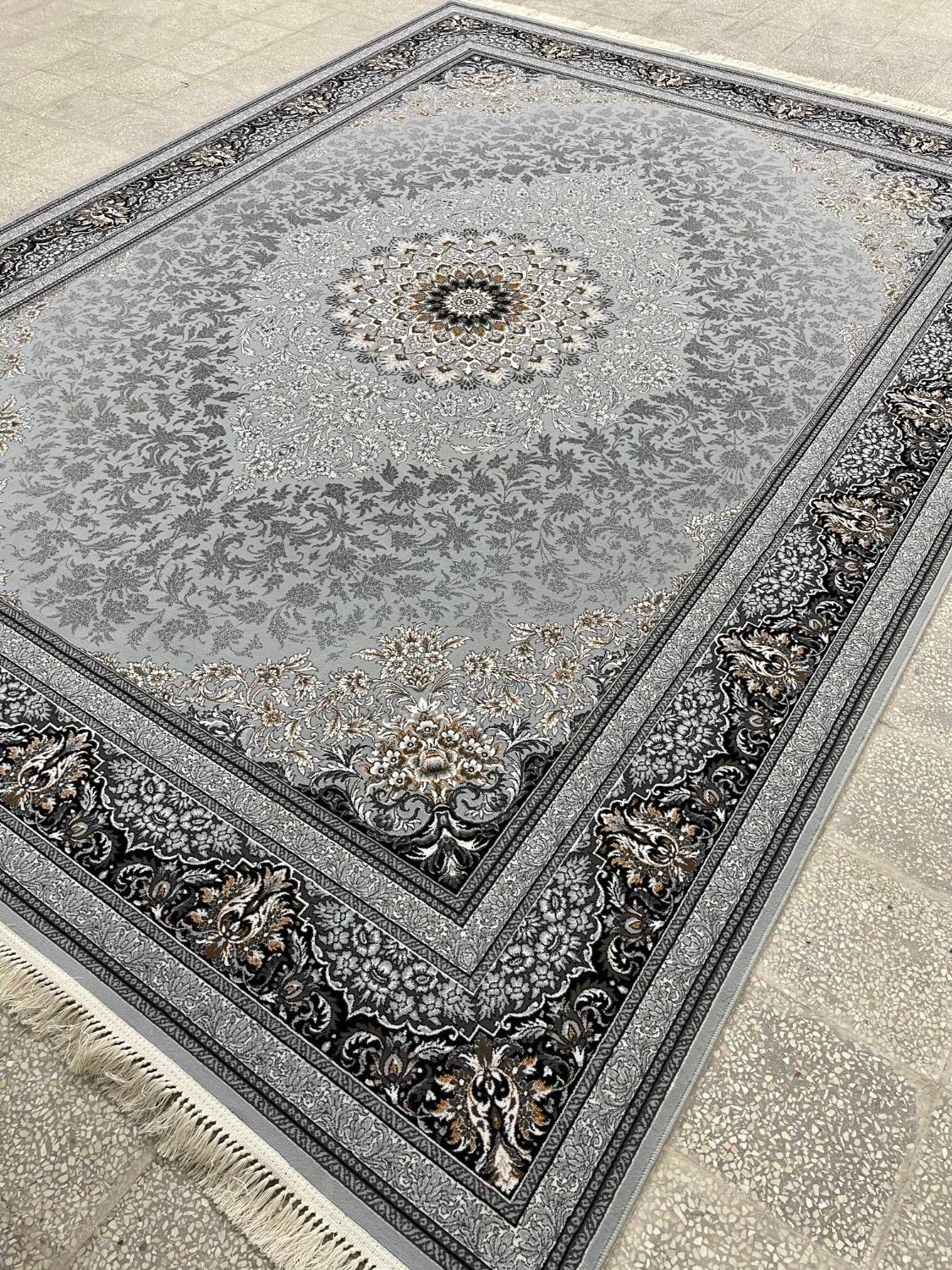 فروش عمده فرش گیلدا زیر قیمت کارخانه|فرش|کرمان, |دیوار