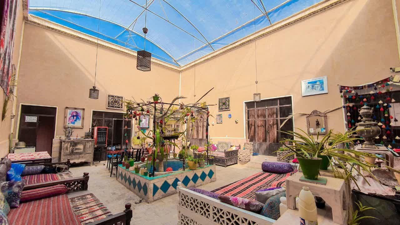 بومگردی تمیز شامل اتاق و سوئیت مرکزشهر با مجوز|اجارهٔ کوتاه‌مدت آپارتمان و سوئیت|یزد, |دیوار