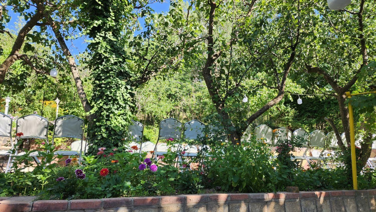 اجاره باغ ویلا شیک و مجهز داخل شهر همدان|اجارهٔ کوتاه‌مدت ویلا و باغ|همدان, |دیوار