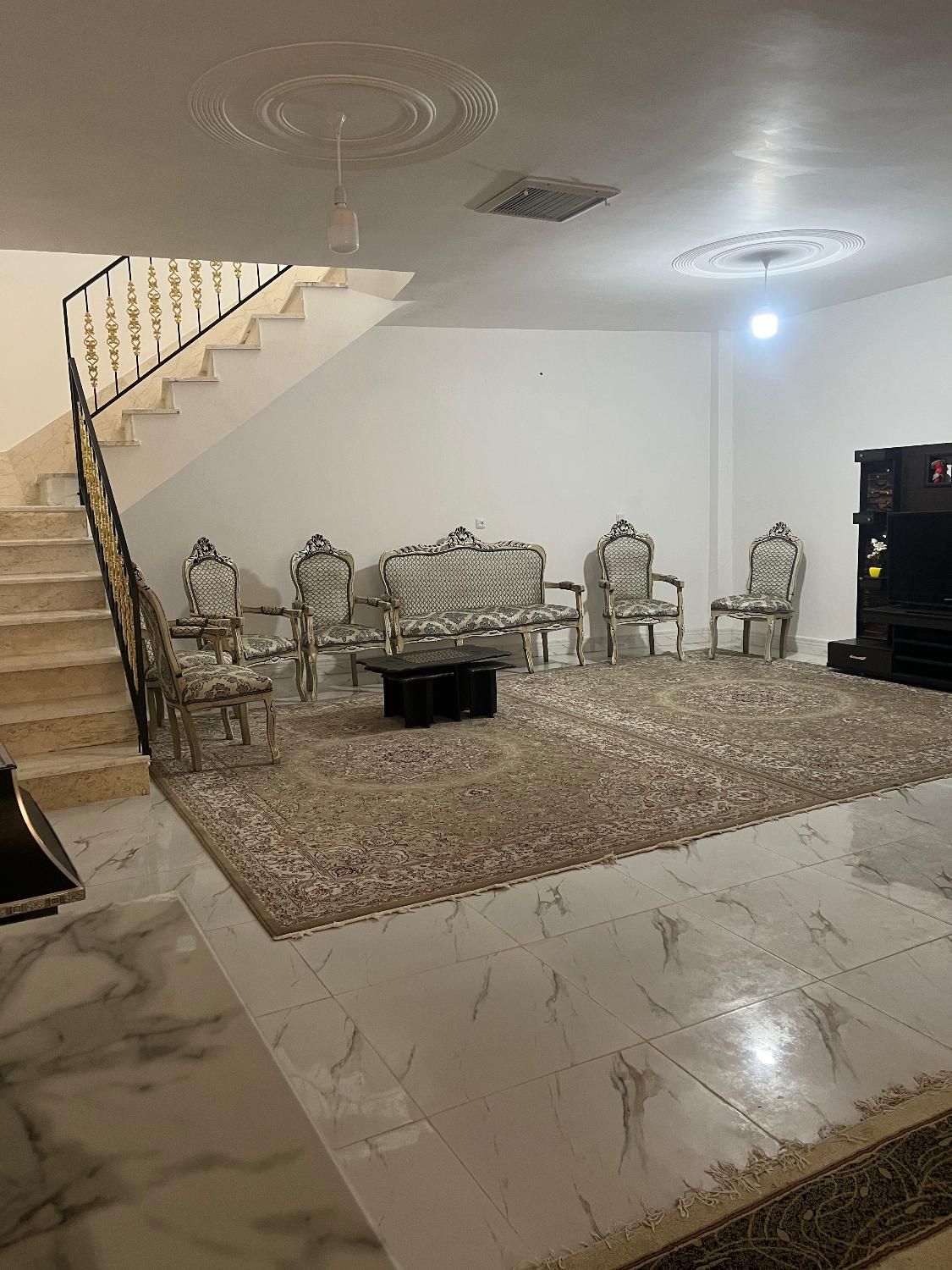 اجاره روزانه دوبلکس شیک،نوسازمسکونی و دربست|اجارهٔ کوتاهمدت آپارتمان و سوئیت|ساوه, |دیوار