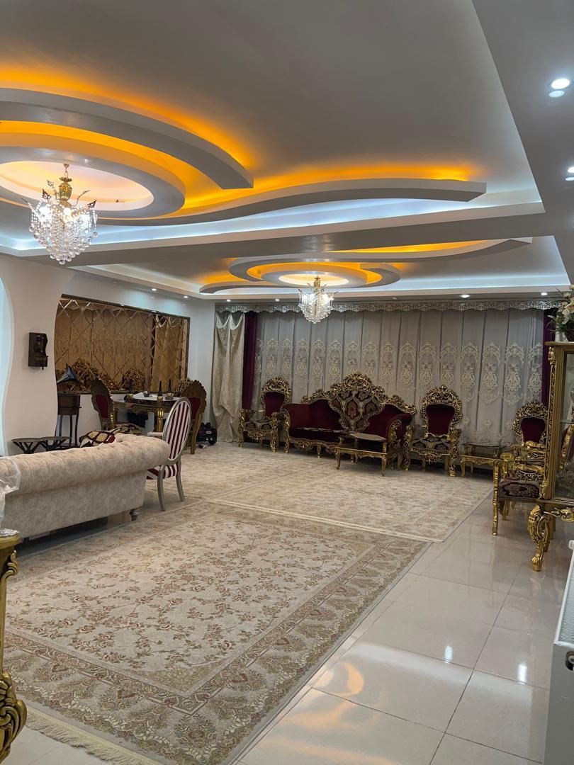 فروش آپارتمان ۱۳۵ متری ۲ خوابه پارکینگ اختصاصی|فروش آپارتمان|صباشهر, |دیوار